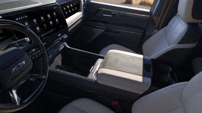 2027 Silverado High Country Multi-Flex reconfigurable center console animation