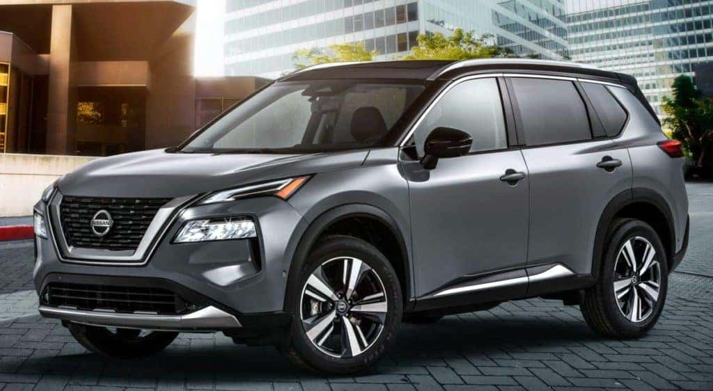Side view of a silver 2022 Nissan Rogue SL