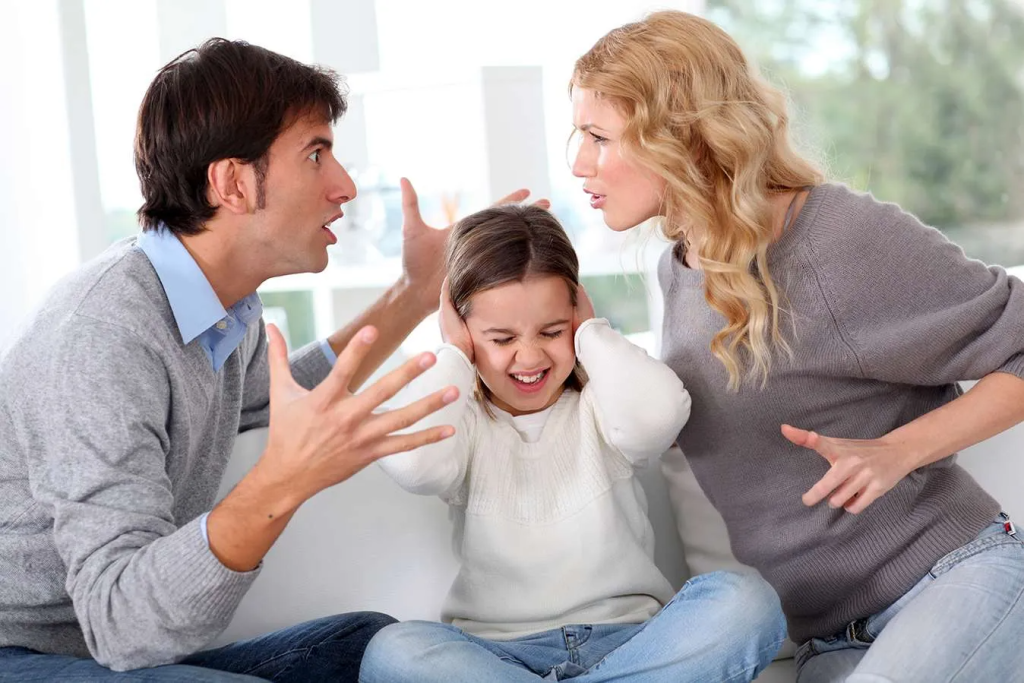 Divorce, fighting, children