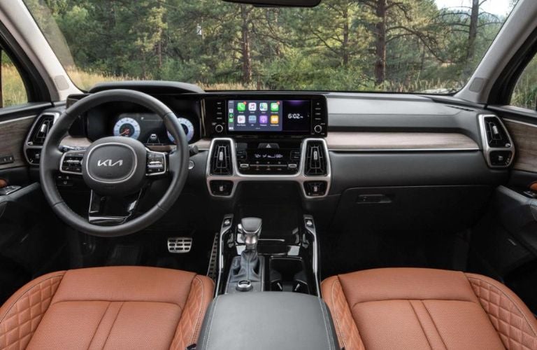 2023 Kia Sorento interior front dash