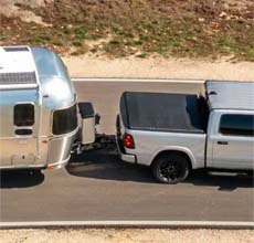 TRAILER HITCH LINE-UP ASSIST