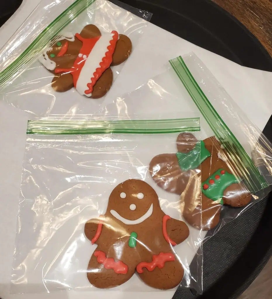 Gingerbread Cookie Decorating