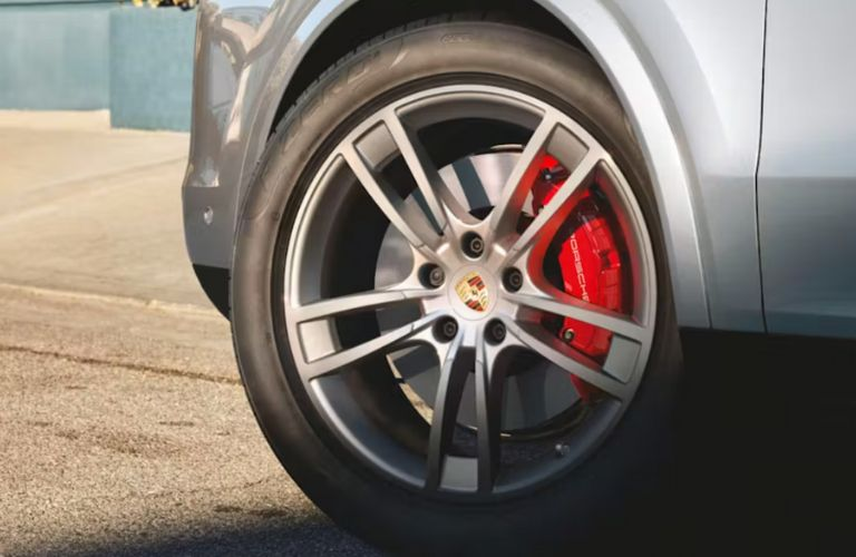 2026 Porsche Cayenne Coupe wheel