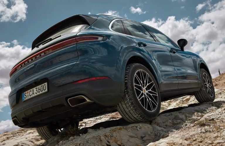 2023 Porsche Cayenne features