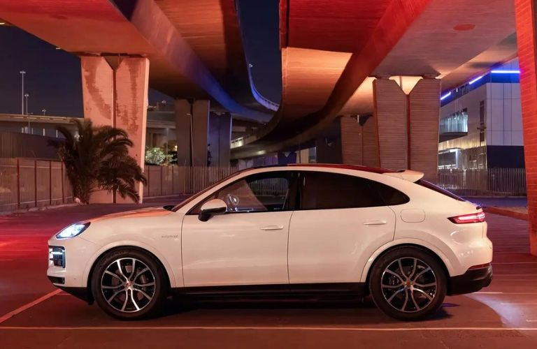 2023 Porsche Cayenne Coupe Performance