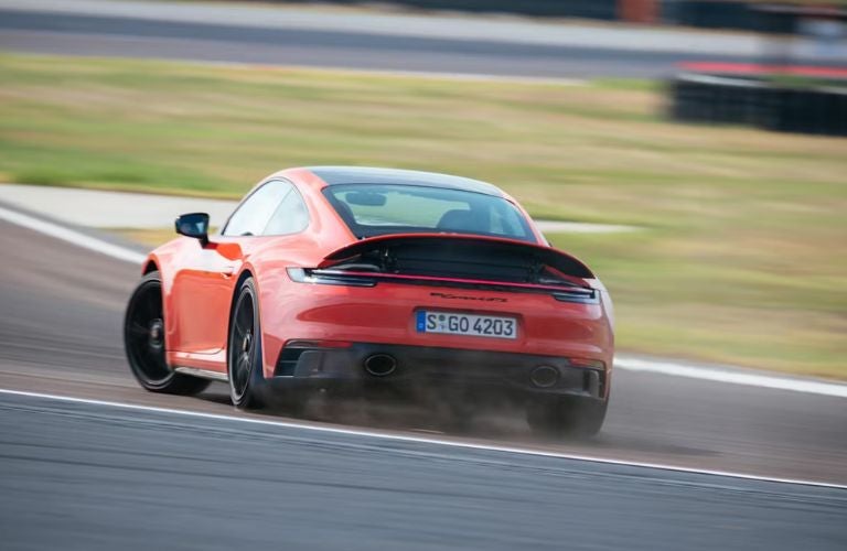Porsche 911 Carrera 4 GTS