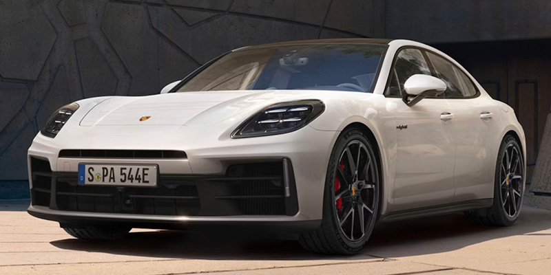 2023 Porsche Panamera