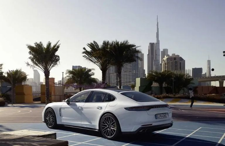 2022 Porsche Panamera Features