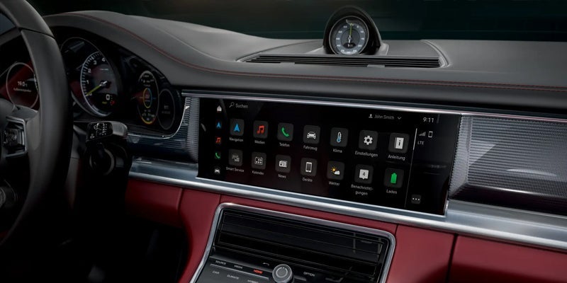 2022 Porsche Panamera Interior