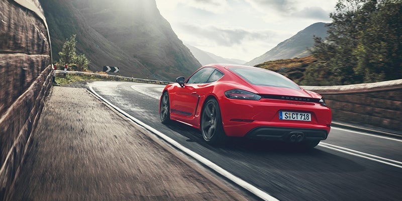 Porsche GT4