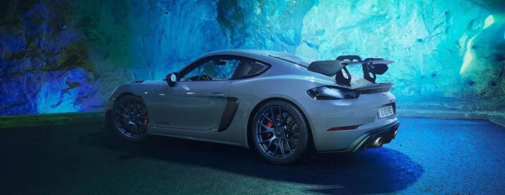 Porsche Cayman GT4 RS