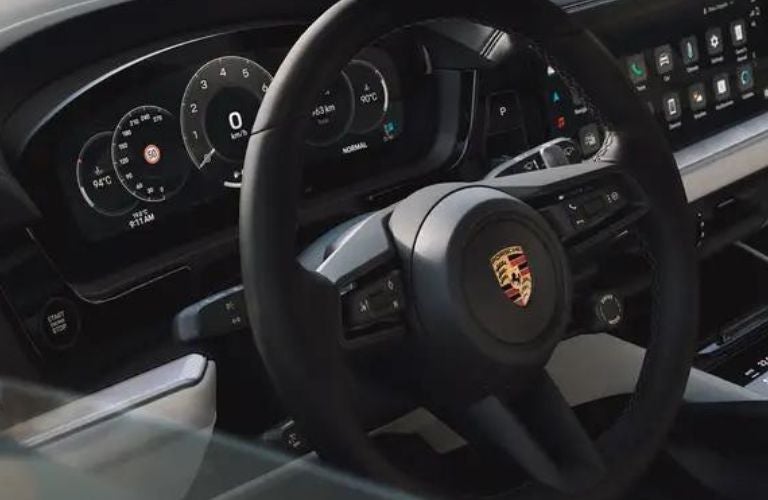 2024 Porsche Cayenne interior