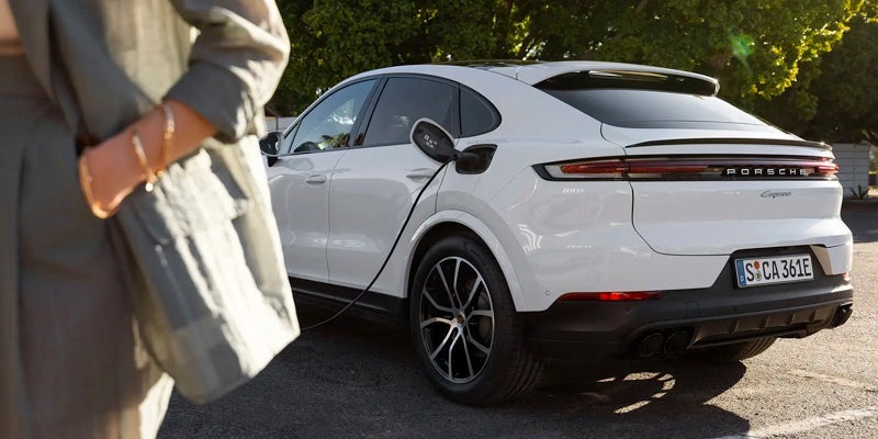pre-owned vehicles near Valencia CA