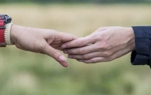 hand touch