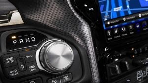 2019 Ram 1500 rotary gear selector and 4WD controls