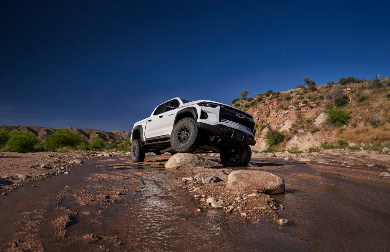2025 Chevy Colorado Off-Roading