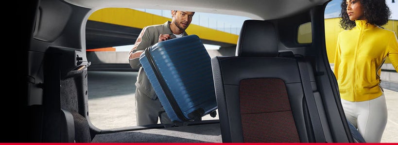 INTERIOR: SEATING, COMFORT & CONVENIENCE