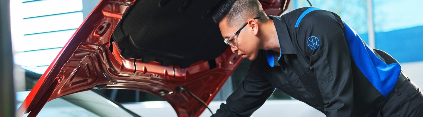 Volkswagen financing hero image, front view, at Molle Volkswagen in Kansas City