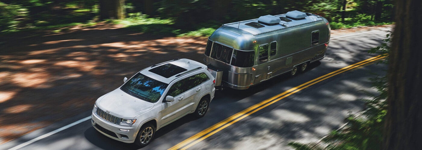 2021 Jeep Grand Cherokee Towing Trailer