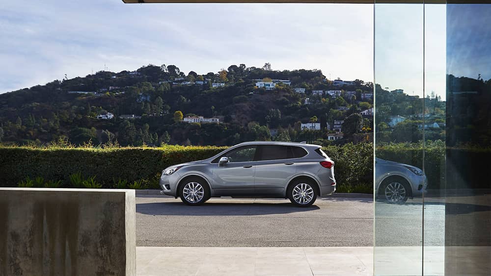 2020 Buick Envision Side View