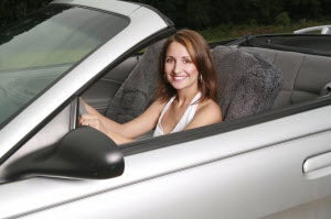 Woman_DrivingCar