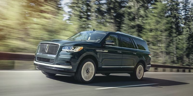 2025 Lincoln Navigator design