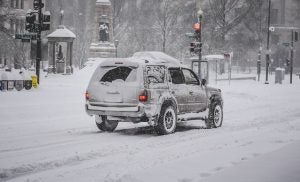 snow-storm-1192790_640