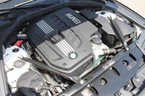 capital bmw engine logo