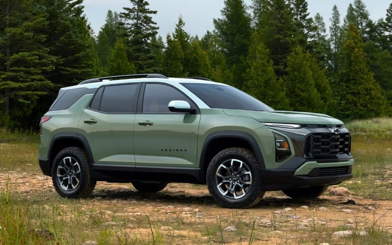 Can the 2026 Chevrolet Equinox tow a small boat or camper around Helena, MT?
