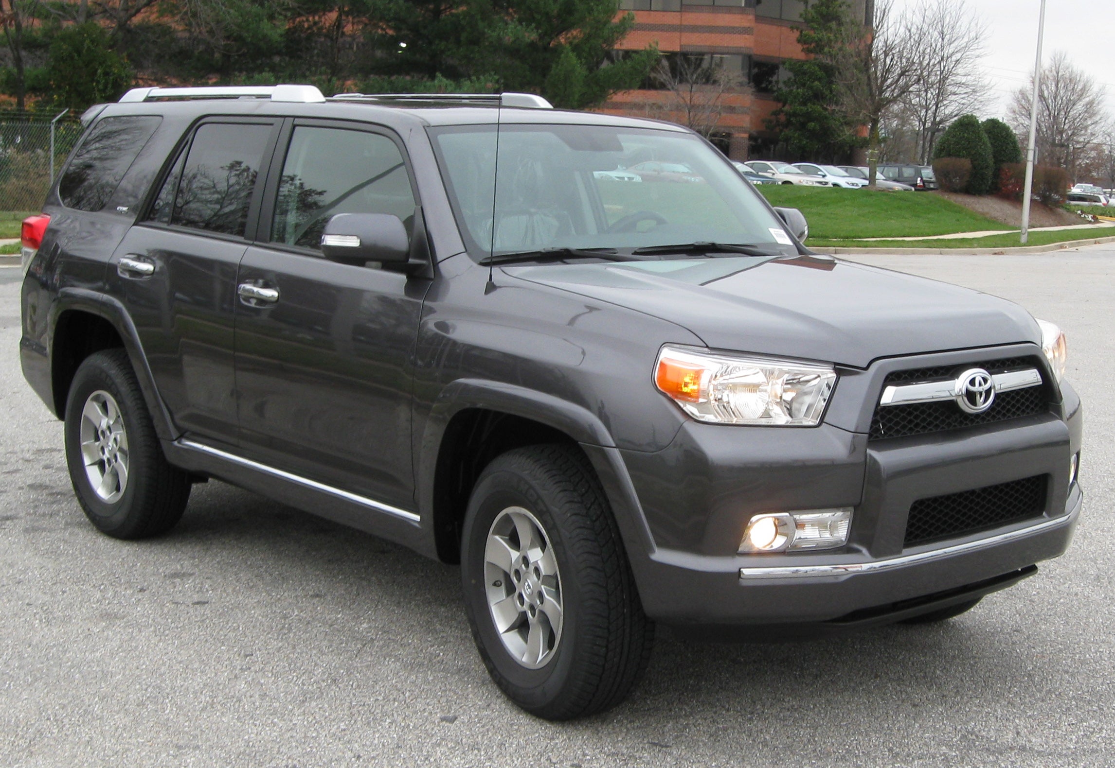 2010_Toyota_4Runner_SR5_--_11-23-2009