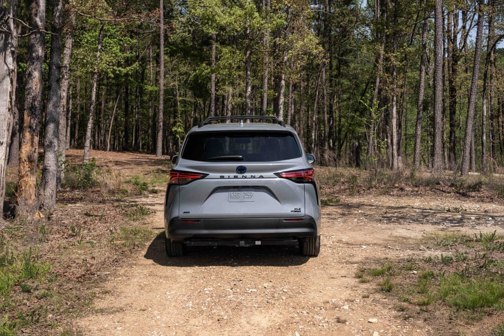 Toyota Sienna exterior | Peruzzi Toyota