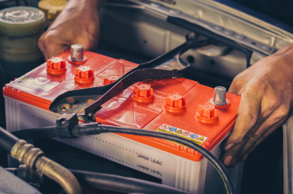 3 Signs Your CDR Needs a New Car Battery