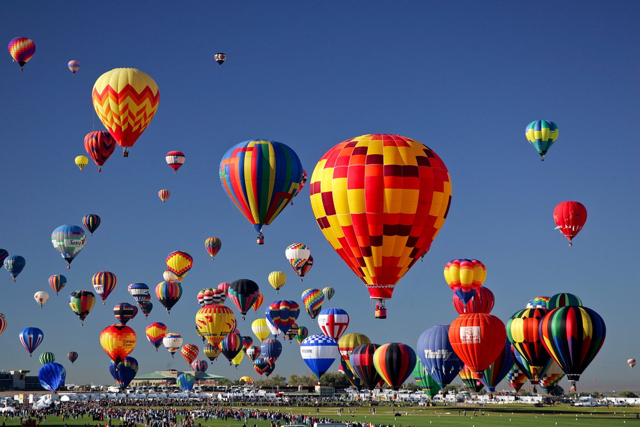 Hot Air Balloon Take-off