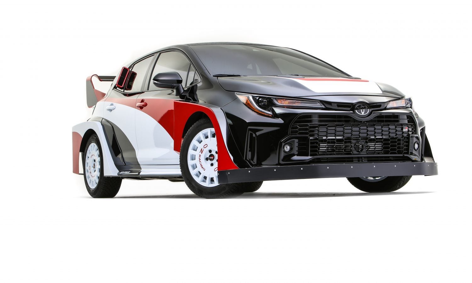 GR_Corolla_Rally_Concept_SEMA_2022_Hi-Res_36-1500x900