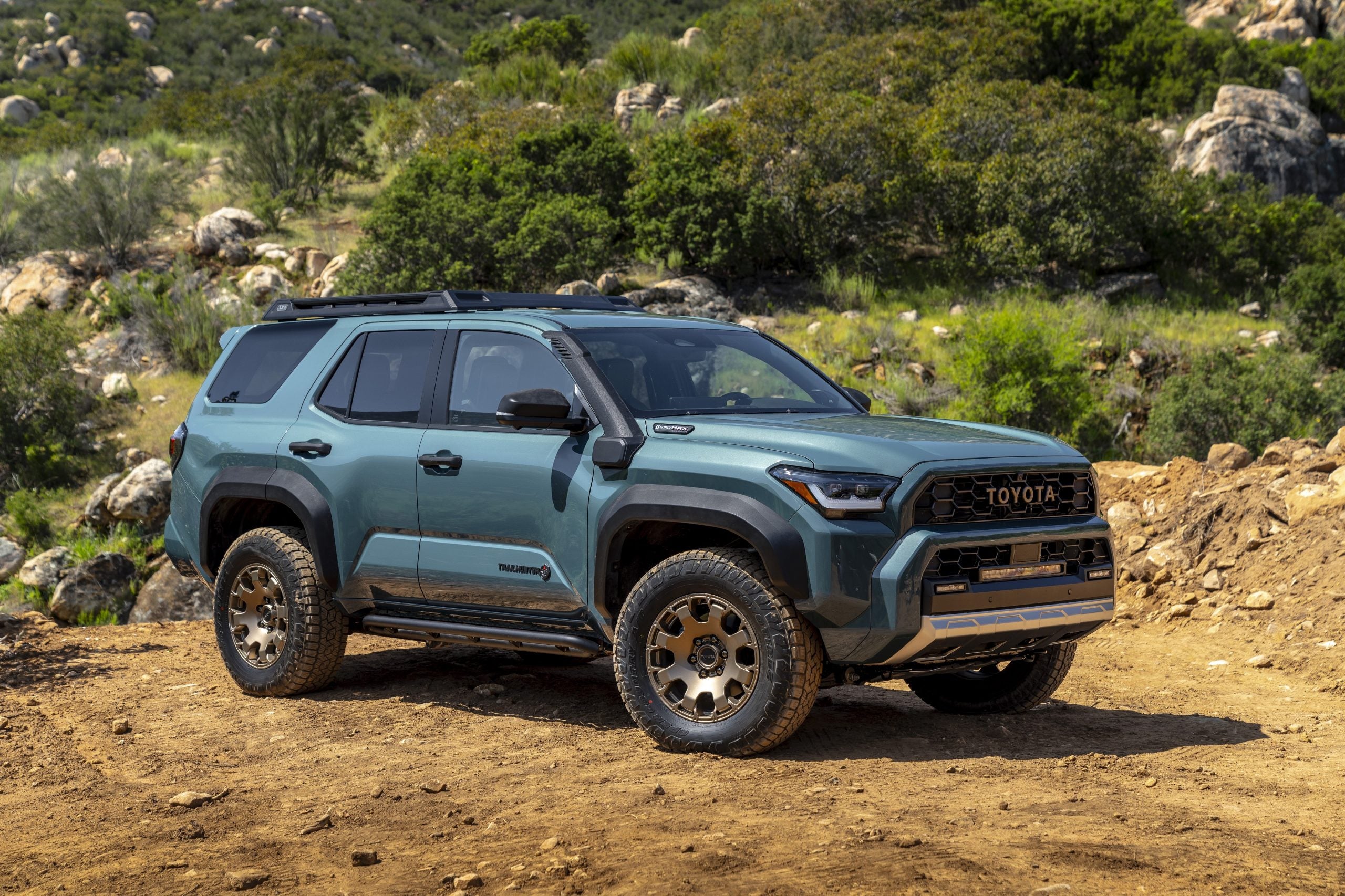 2025_Toyota_4Runner_Trailhunter_Everest_03