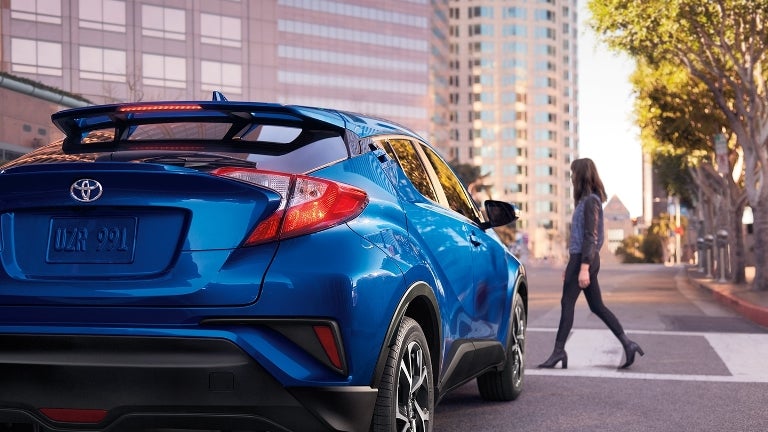 2018-Toyota-C-HR-XLE-Premium-Rear