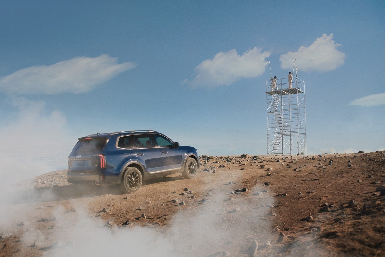 19366_THE_NEW_KIA_TELLURIDE_X-PRO_CLIMBS_HIGH_IN_NEW_CREATIVE_CAMPAIGN_DEBUTING