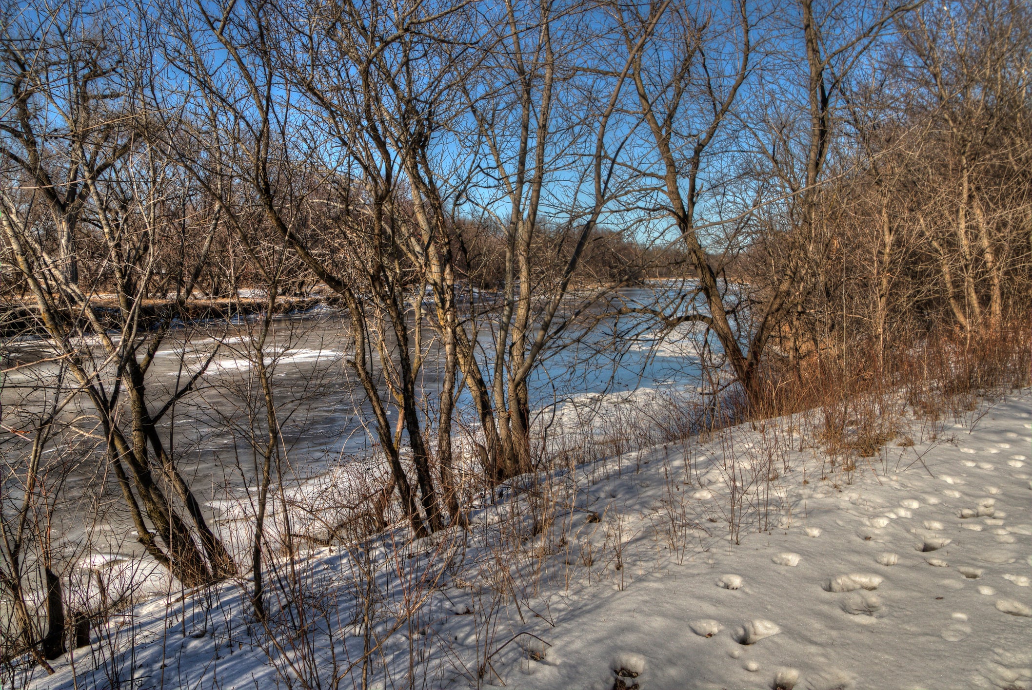 Gitchee Manitou is a Nature Preserve on the Iowa/South Dakota border Infamous for murders of children