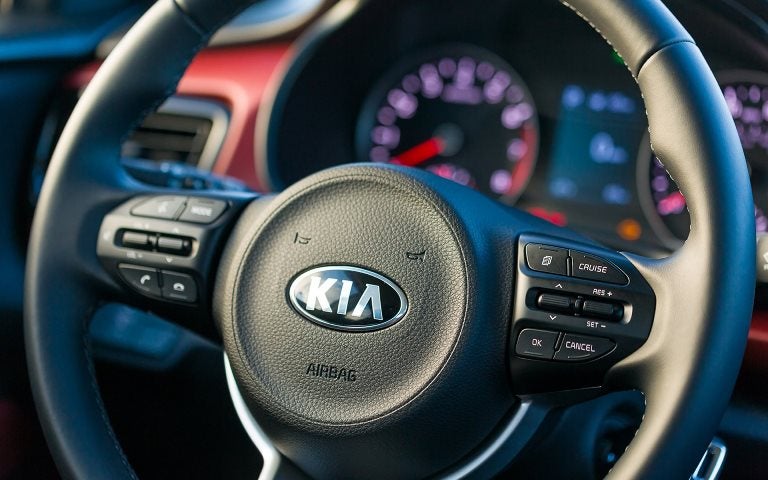 2018-Kia-Rio-5-Door-Wheel
