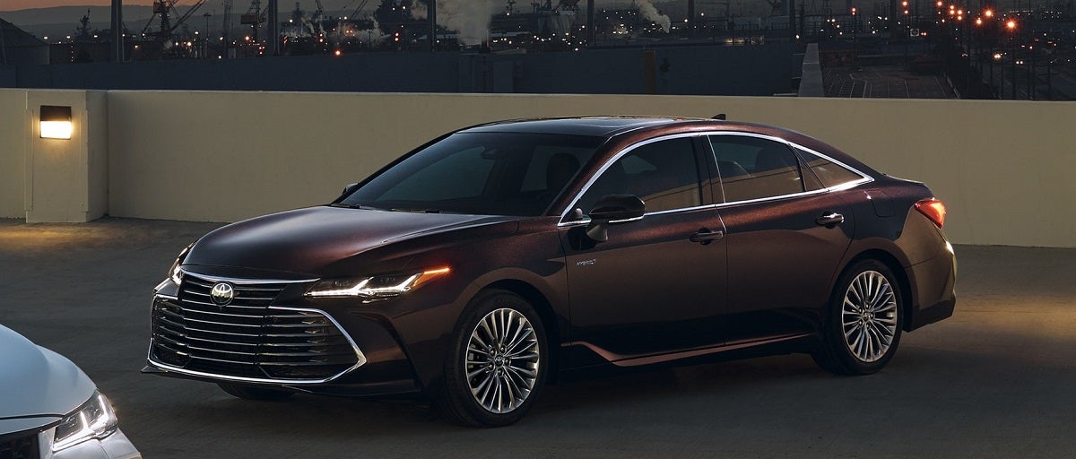 Exterior - 2019 Toyota Avalon Hybrid in Pueblo CO