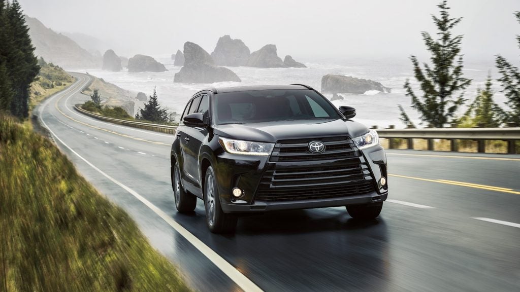Interior 2018 Toyota Highlander Pueblo CO