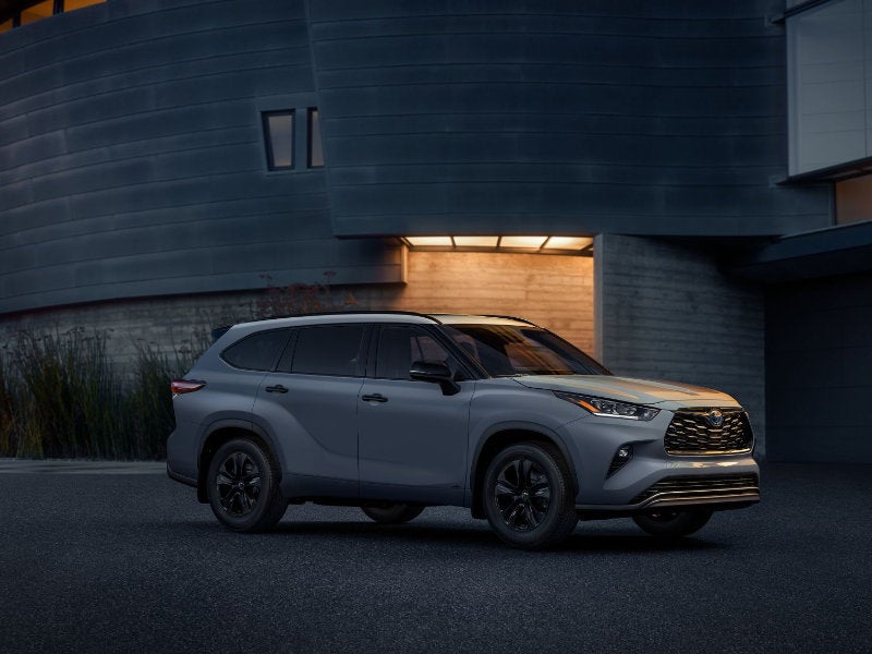 The Future of SUVs | 2024 Toyota Highlander Hybrid Trim Levels near Canon City CO