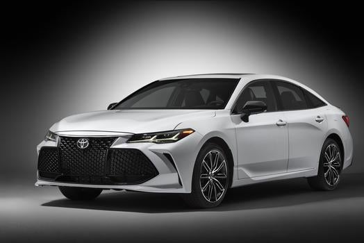 Exterior 2019 Toyota Avalon near Colorado Springs