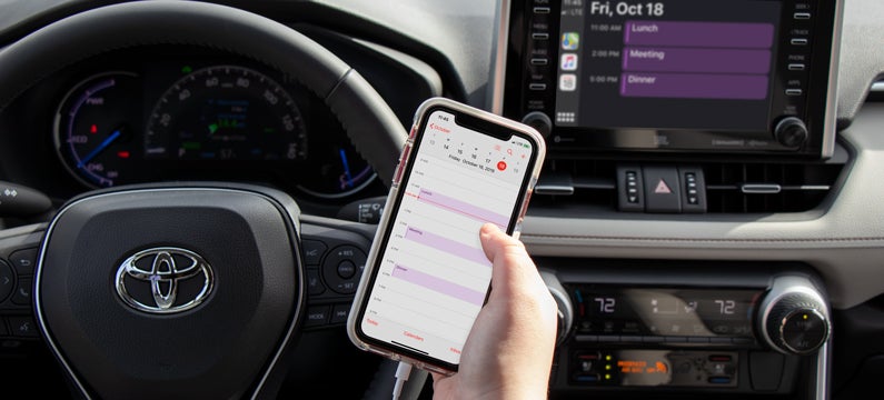 Toyota Apple CarPlay