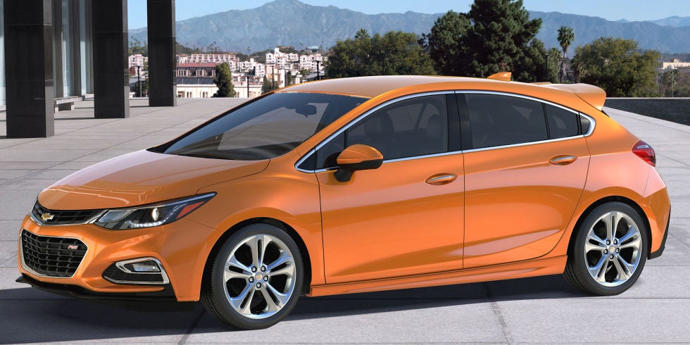 chevy-cruze-hatch-2017