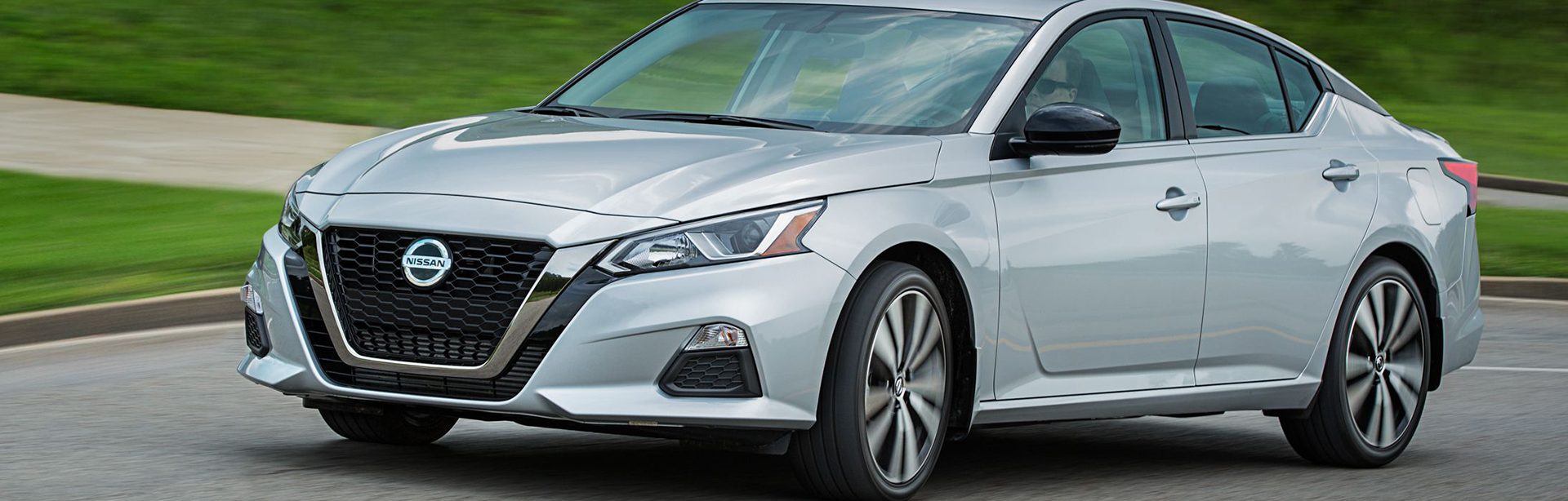 2020-altima
