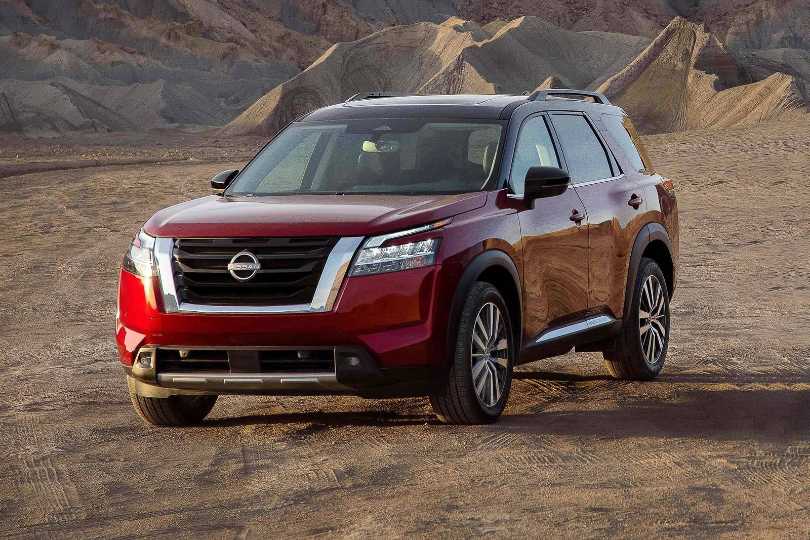 2024-nissan-pathfinder