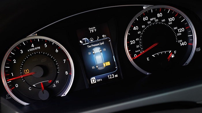 2017-Toyota-Camry-XSE-Interior-Instrument-Panel