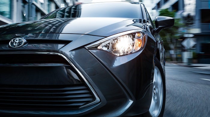 2017-Toyota-Yaris-iA-Graphite