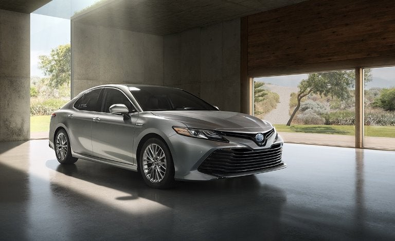 2018-Toyota-Camry-SilverExterior